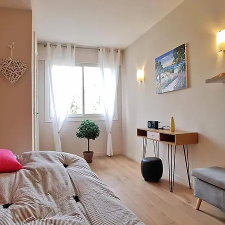 4-room With Terrace & Sea View 5-minute Walk To The Lägenhet